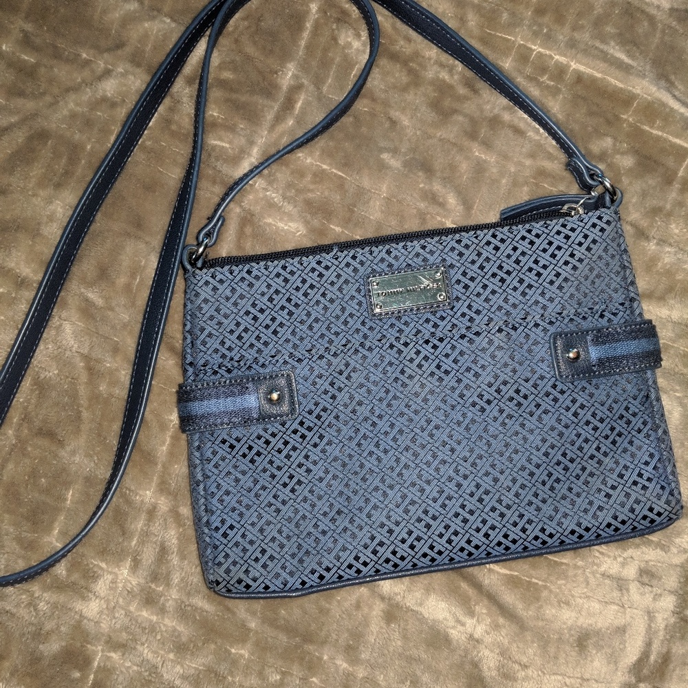 Tommy Hilfiger crossbody